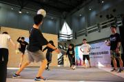 开云体育:深夜足球盛事竞争激烈，球员斗志昂扬